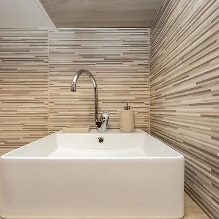 Marea Couette-café Gioiosa Marea